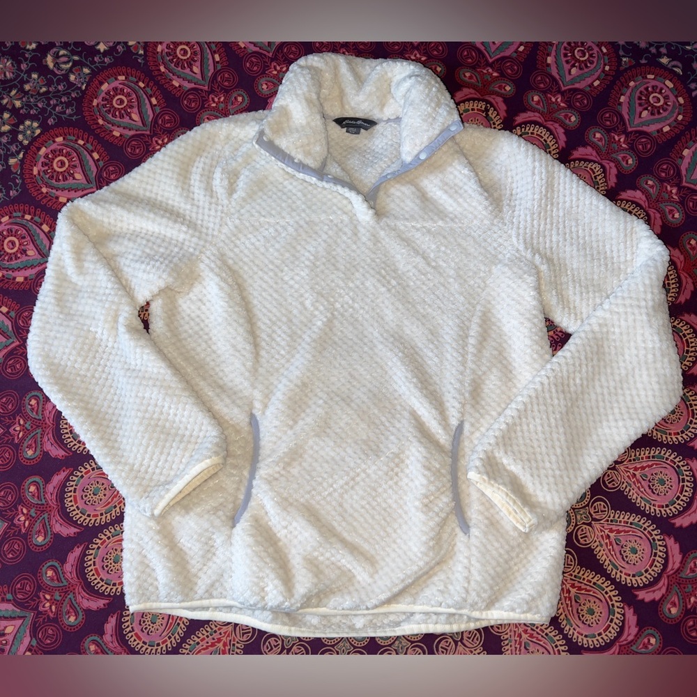 Eddie Bauer medium white pullover button up